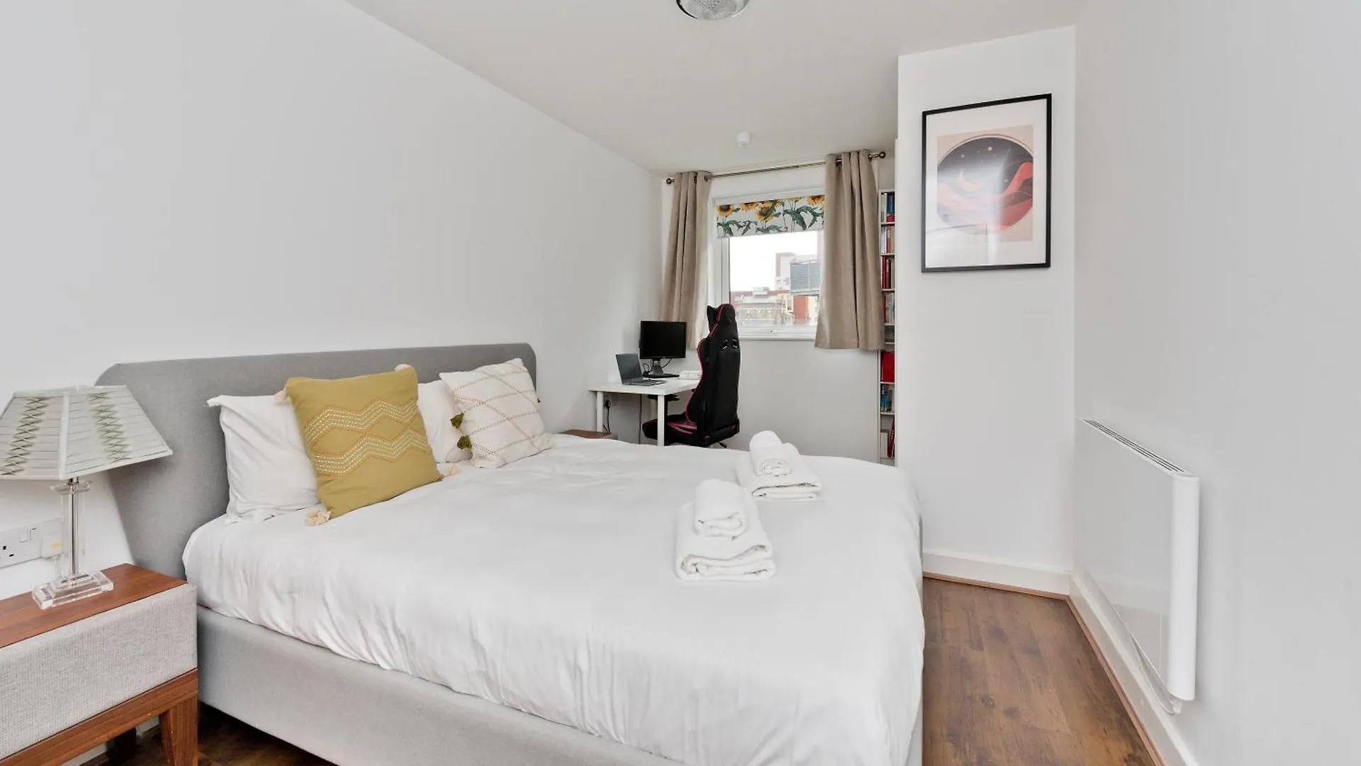 Bright Greenwich Flat Near Canary Wharf By Underthedoormat London