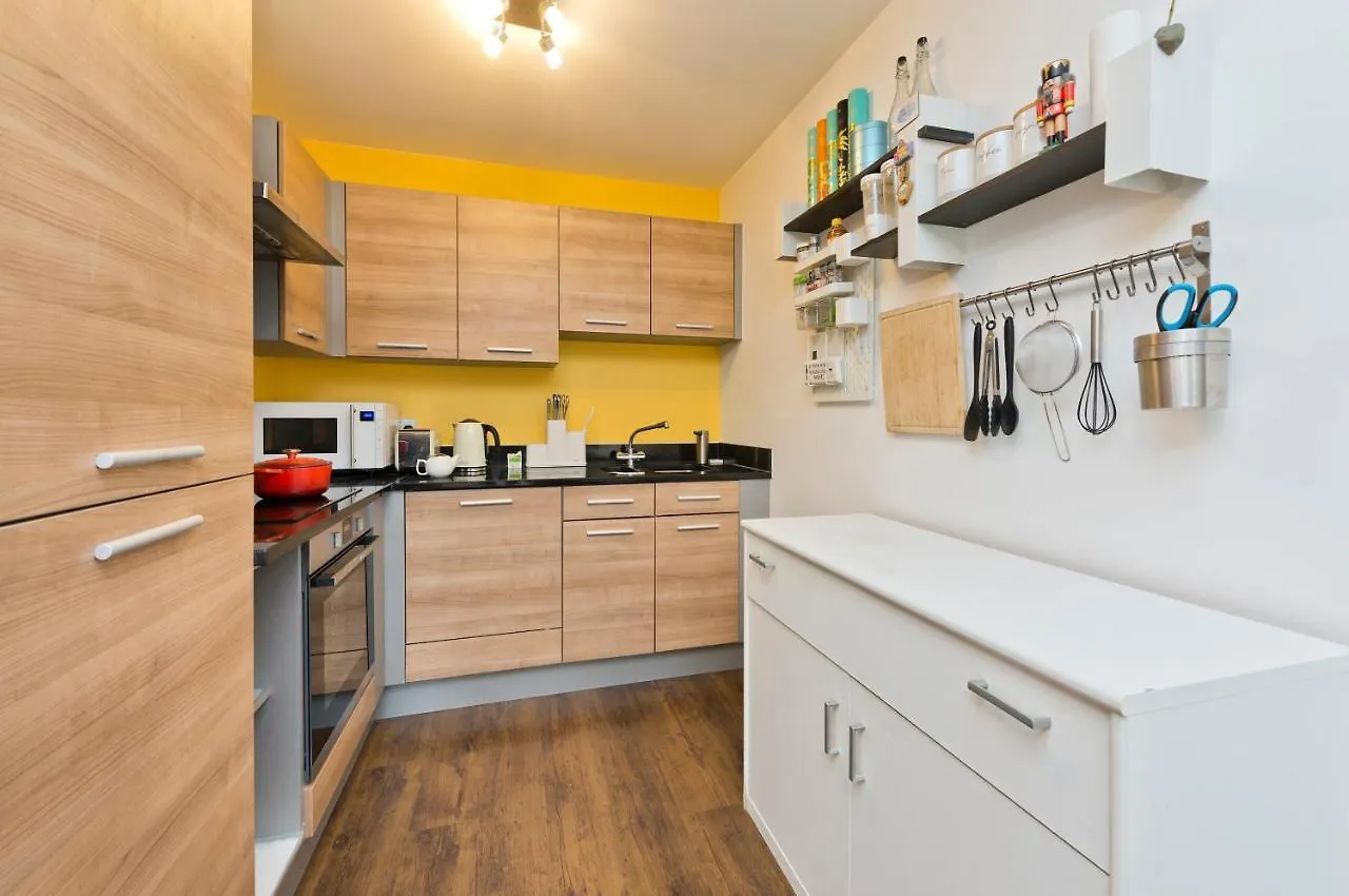 Apartment Bright Greenwich Flat Near Canary Wharf By Underthedoormat London